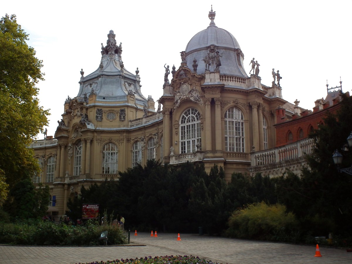 „Vadat és halat, s mi jó&nbsp;falat”